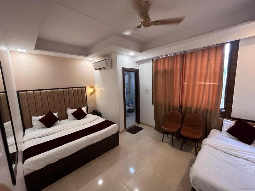 The Divine Oak Hotel คาตรา ภายนอก รูปภาพ